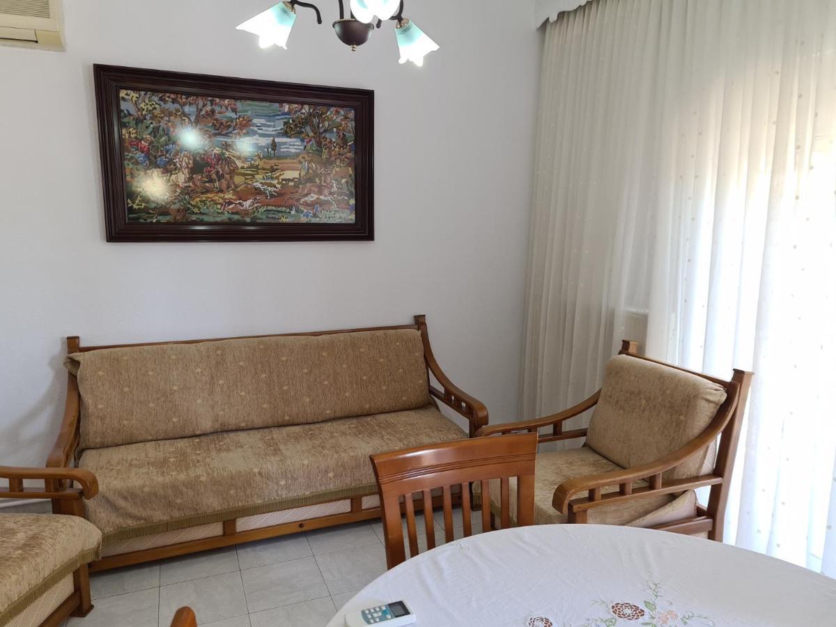 Grand Apartment Nea Chili Екстер'єр фото
