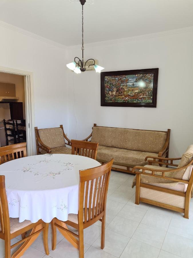 Grand Apartment Nea Chili Екстер'єр фото